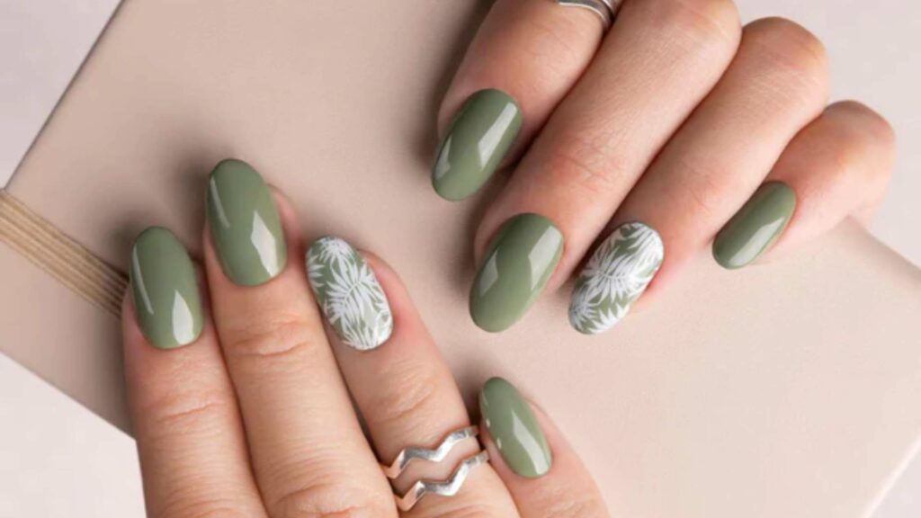 How Nail Shapes Reflect Your Inner Fashionista?
